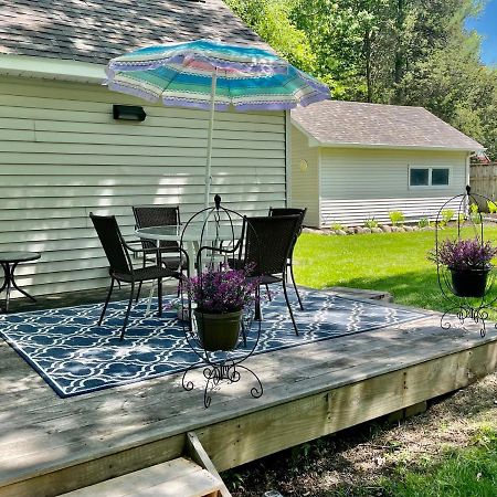 The Charming Glenn Cottage! Walk To Lake Michigan! Fennville المظهر الخارجي الصورة
