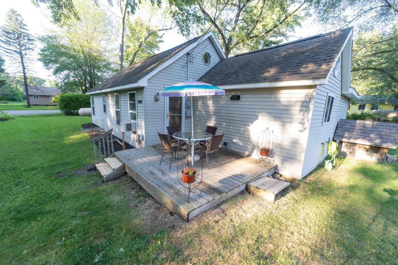The Charming Glenn Cottage! Walk To Lake Michigan! Fennville المظهر الخارجي الصورة